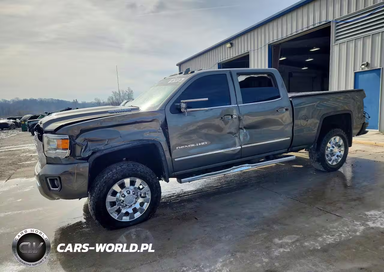 2018 GMC Sierra K2500 Denali