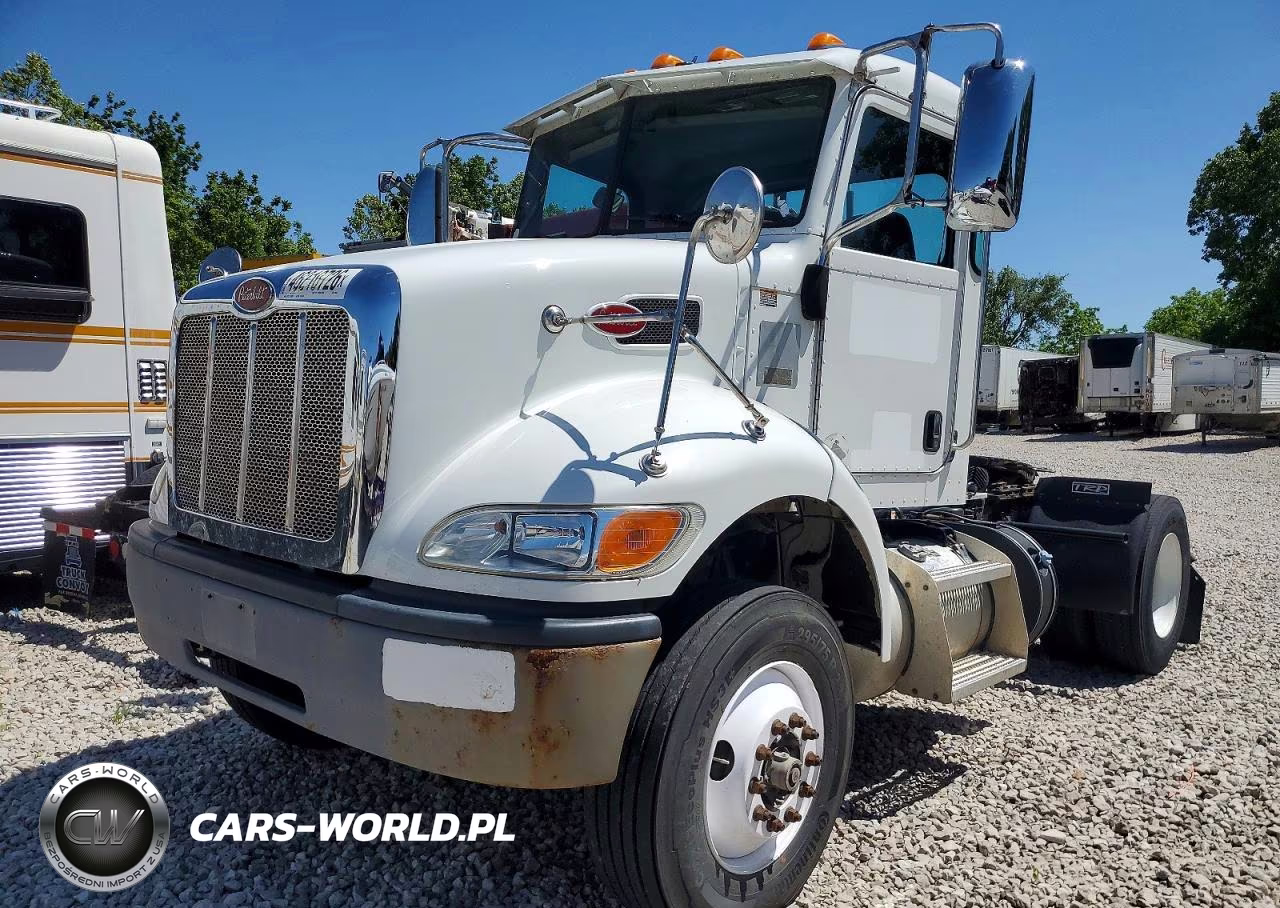 2017 Peterbilt 348 Semi Truck VIN:1XP3AJ8X0HD430387 - 2