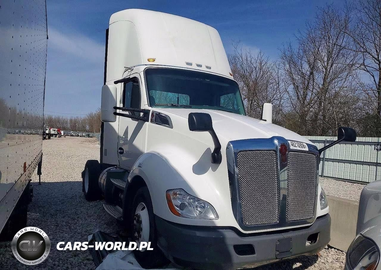 2016 Kenworth T680 Semi Truck