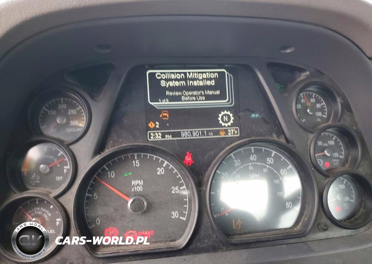 2016 Peterbilt 579 Semi Truck VIN:1XPBA48X5GD354421 - 8
