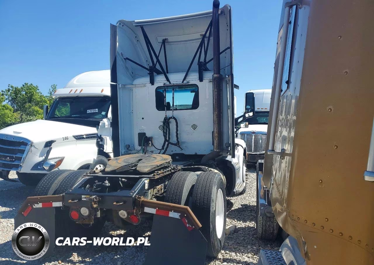 2016 Peterbilt 579 Semi Truck VIN:1XPBA48X7GD354422 - 4