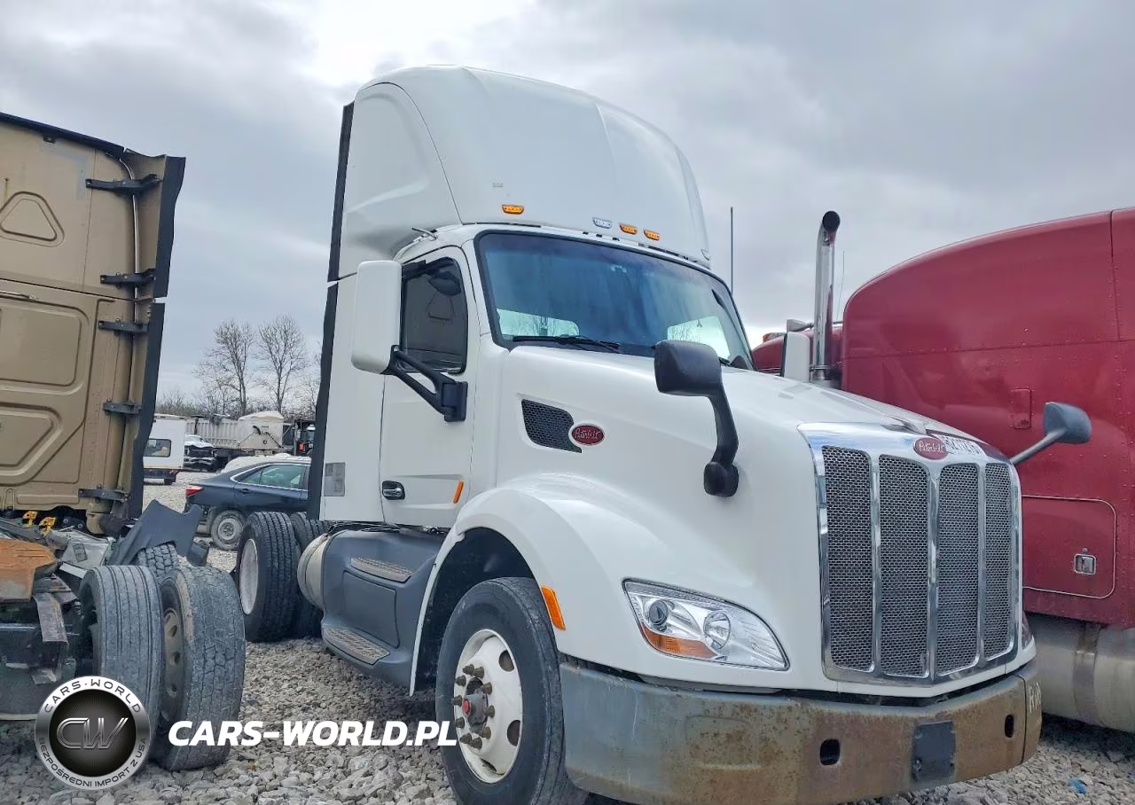 2016 Peterbilt 579 Semi Truck