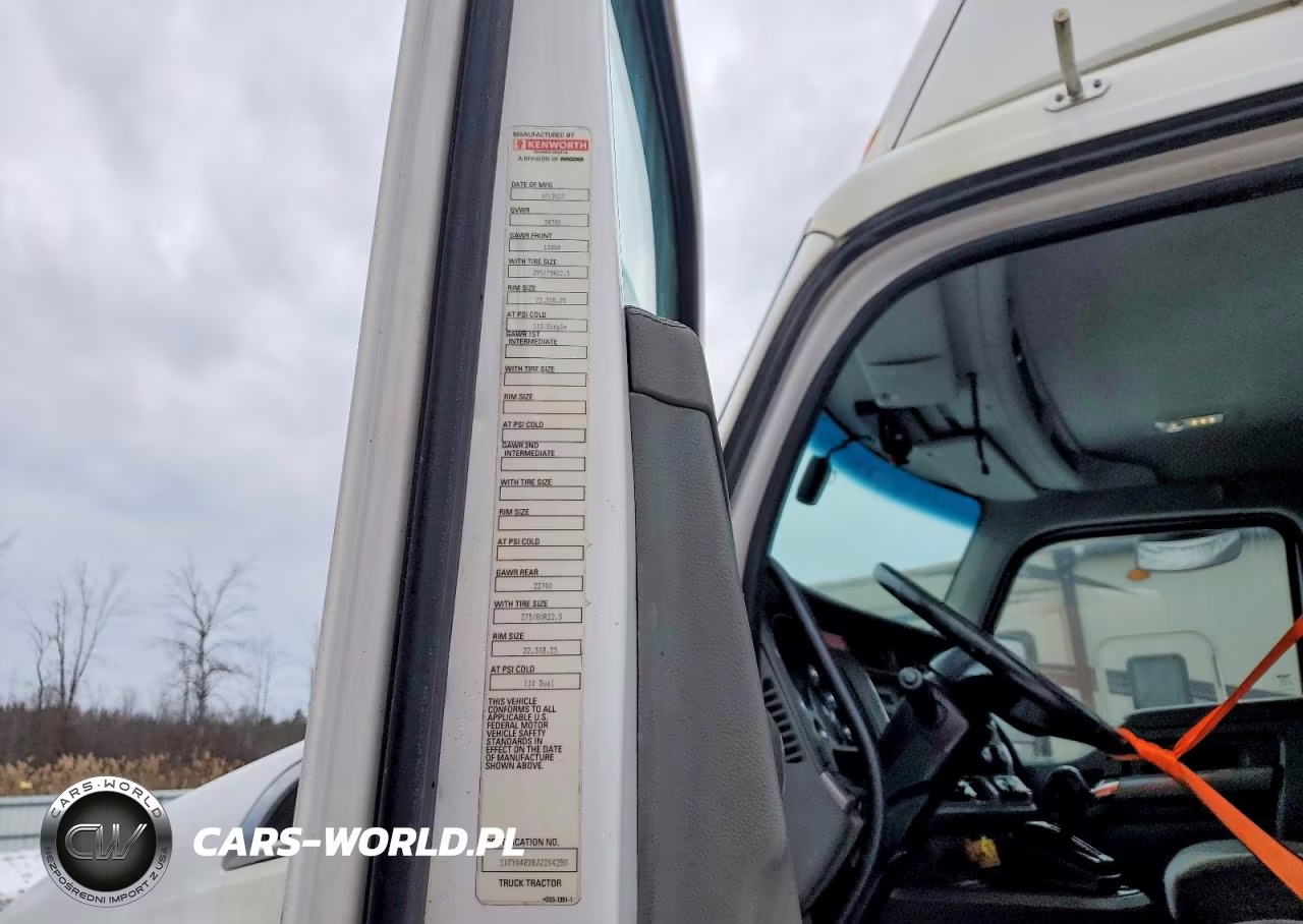2018 Kenworth T680 Semi Truck VIN:1XKYA48X8JJ204280 - 10
