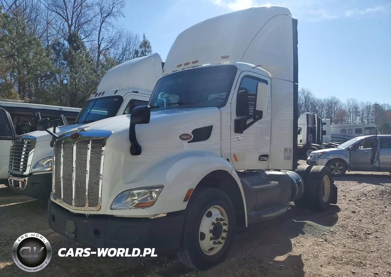 2018 Peterbilt 579 Semi Truck VIN:1XPBA48X5JD446443 - 2