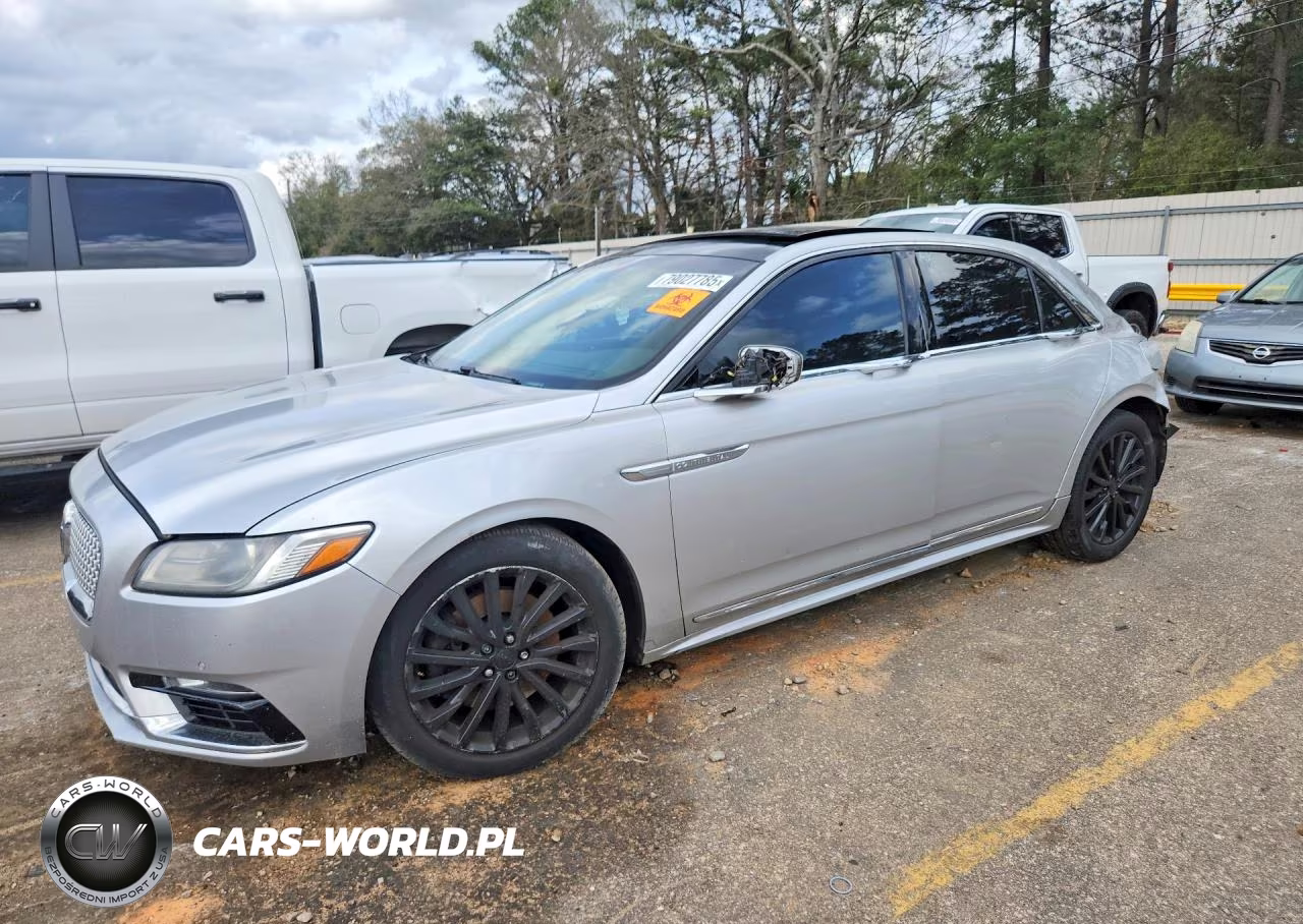 2017 Lincoln Continental Select