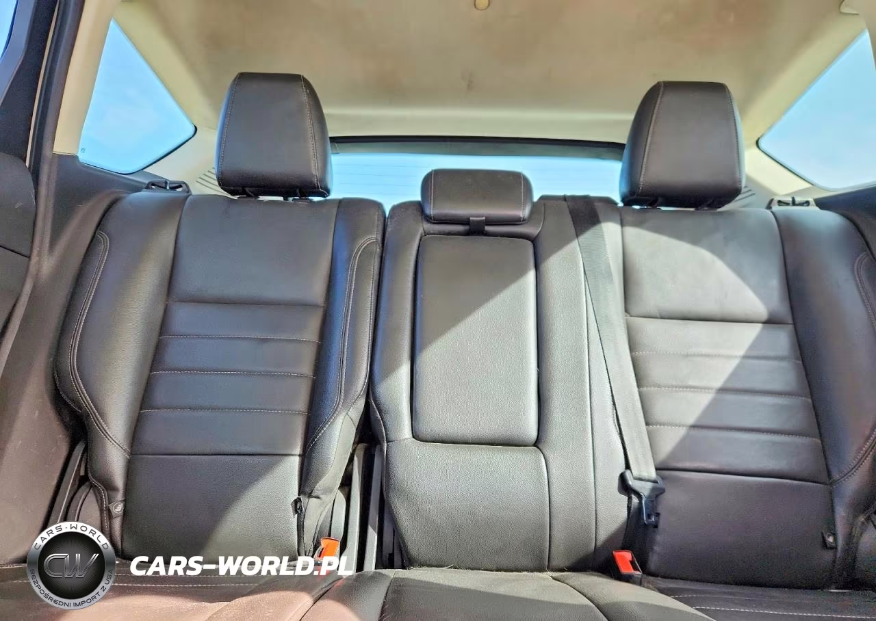 2013 Ford C-Max Premium VIN:1FADP5CU3DL531325 - 10