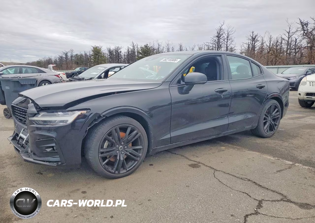 2022 Volvo S60 B5 Momentum