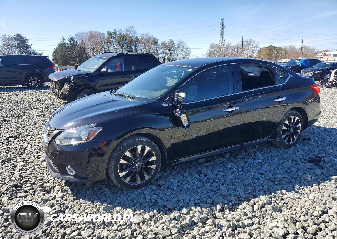 2017 Nissan Sentra Sr – zdjęcie 1 z 12