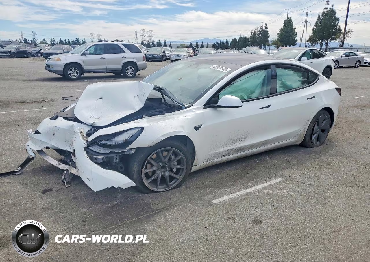 2023 Tesla Model 3 – zdjęcie 1 z 12