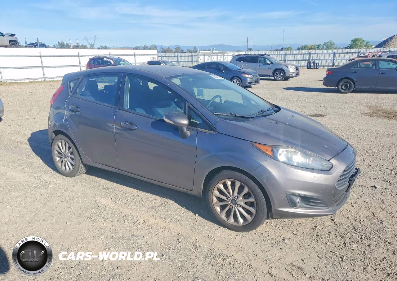 2014 Ford Fiesta Se VIN:3FADP4EJXEM169054 - 4