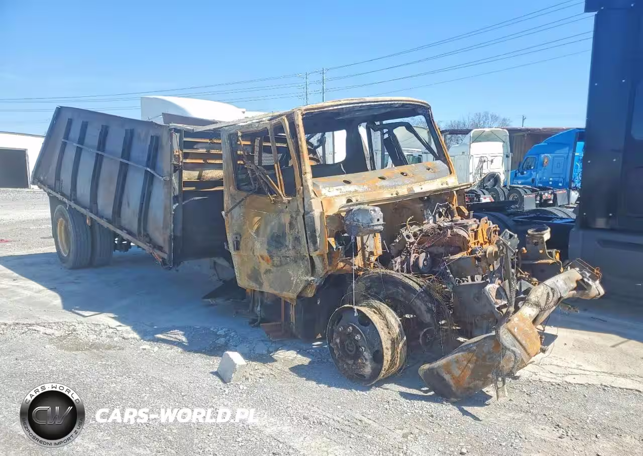 2004 Freightliner Fl70 Dump Truck