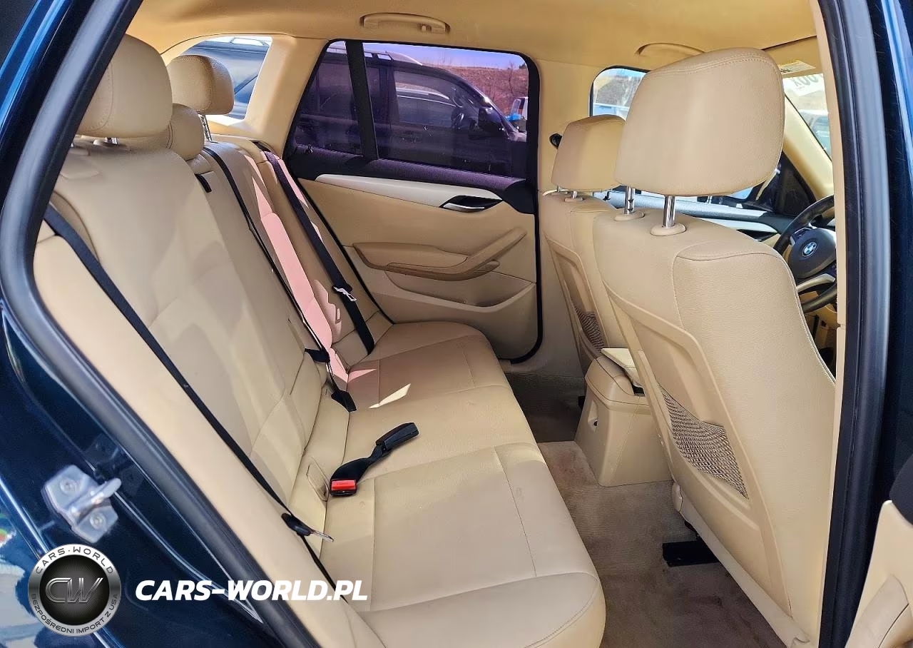 2015 BMW X1 xDrive28I VIN:WBAVL1C52FVY34788 - 11