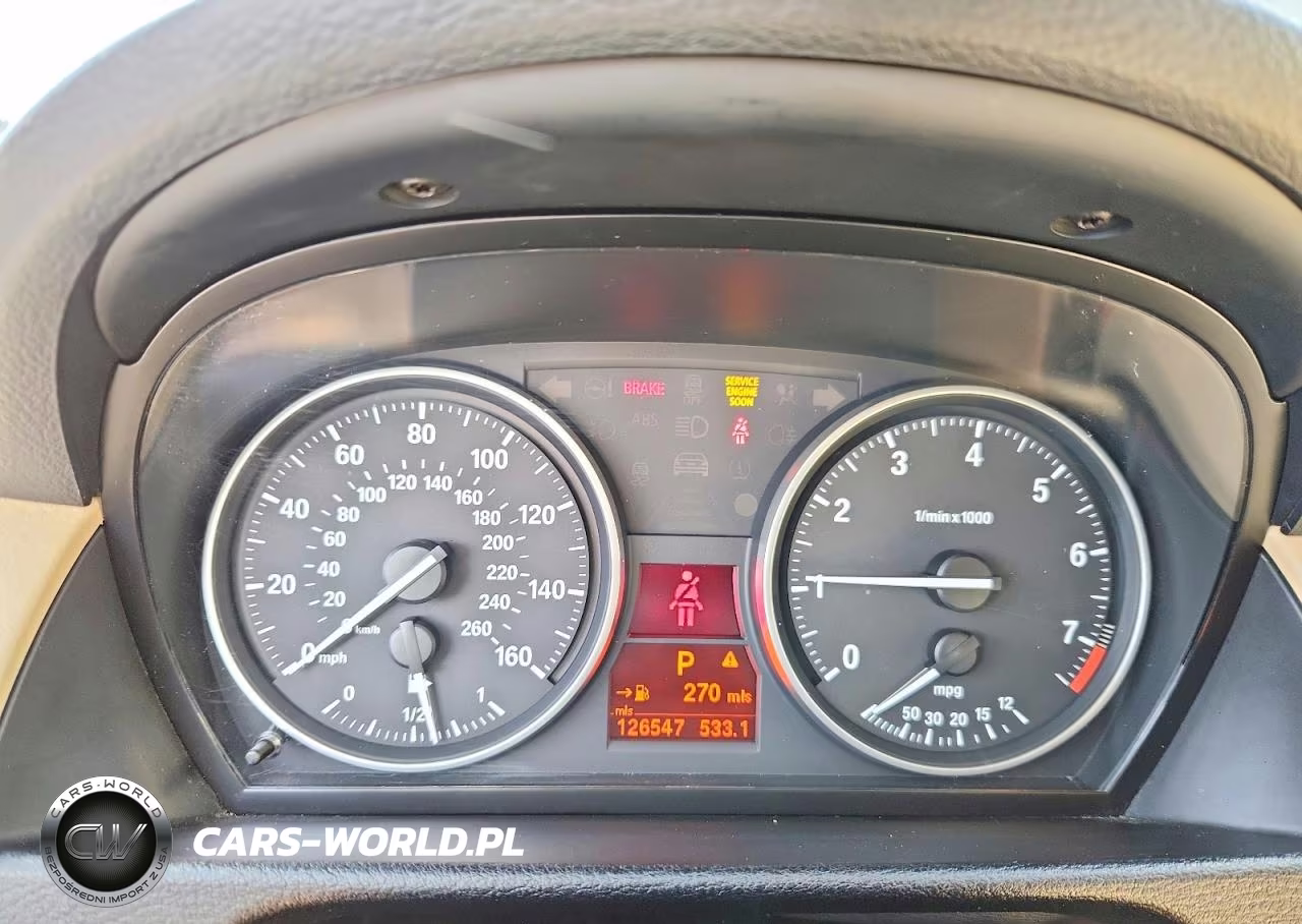 2015 BMW X1 xDrive28I VIN:WBAVL1C52FVY34788 - 9