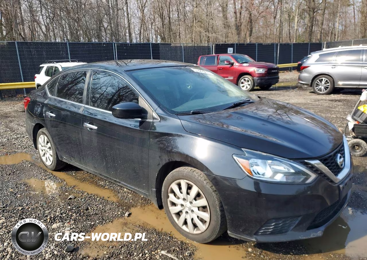 2017 Nissan Sentra S VIN:3N1AB7AP1HY354584 - 4