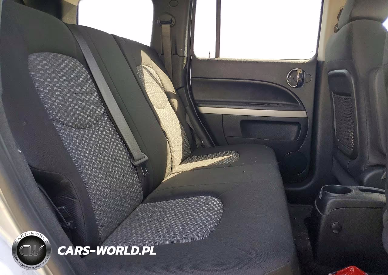 2010 Chevrolet Hhr Lt VIN:3GNBABDBXAS606792 - 10