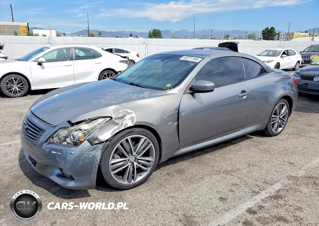 2015 Infiniti Q60