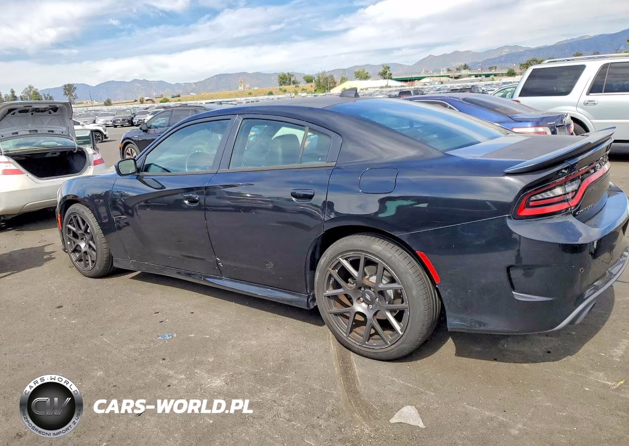 2017 Dodge Charger R VIN:2C3CDXCT2HH545774 - 2