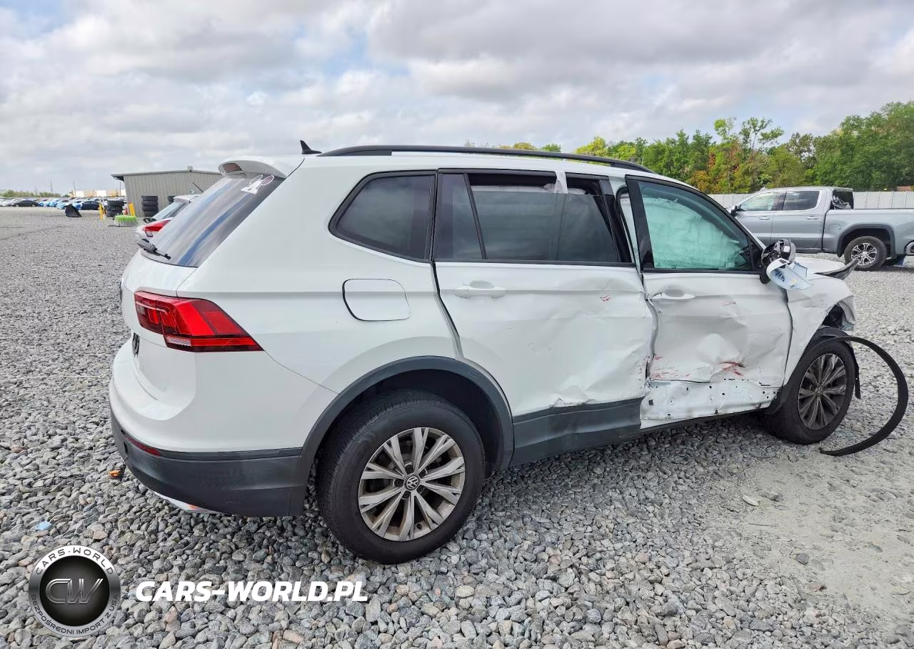 2020 Volkswagen Tiguan S VIN:3VV1B7AX6LM141175 - 3