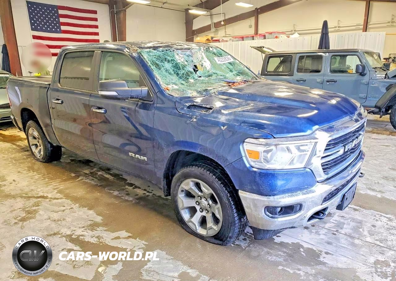 2019 Ram 1500 VIN:1C6SRFFT4KN607230 - 4