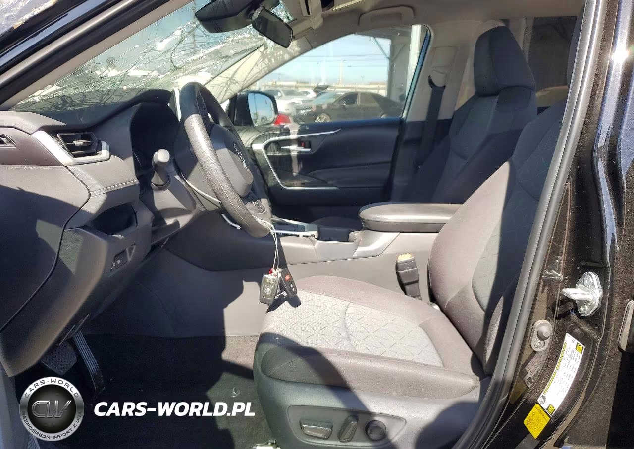 2025 Toyota Rav4 Xle VIN:2T3W1RFV4SW442826 - 7