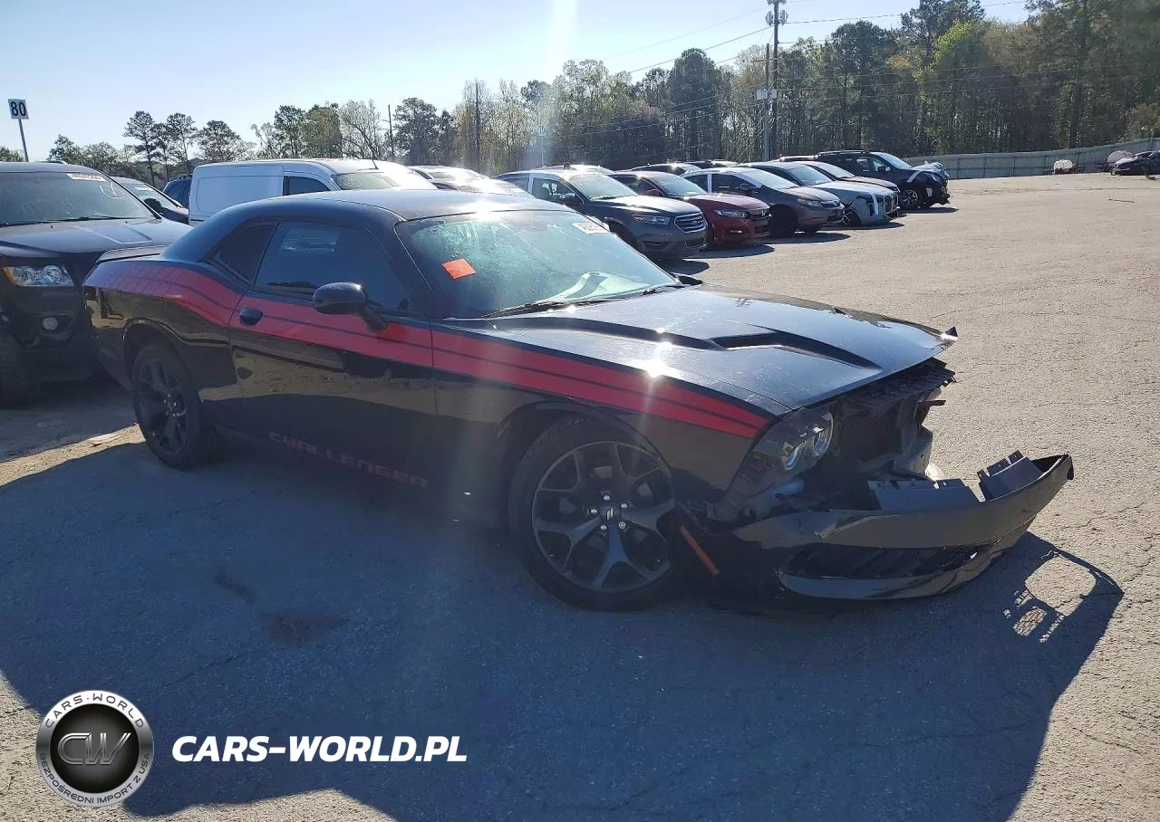 2020 Dodge Challenger Sxt VIN:2C3CDZAG3LH243145 - 4