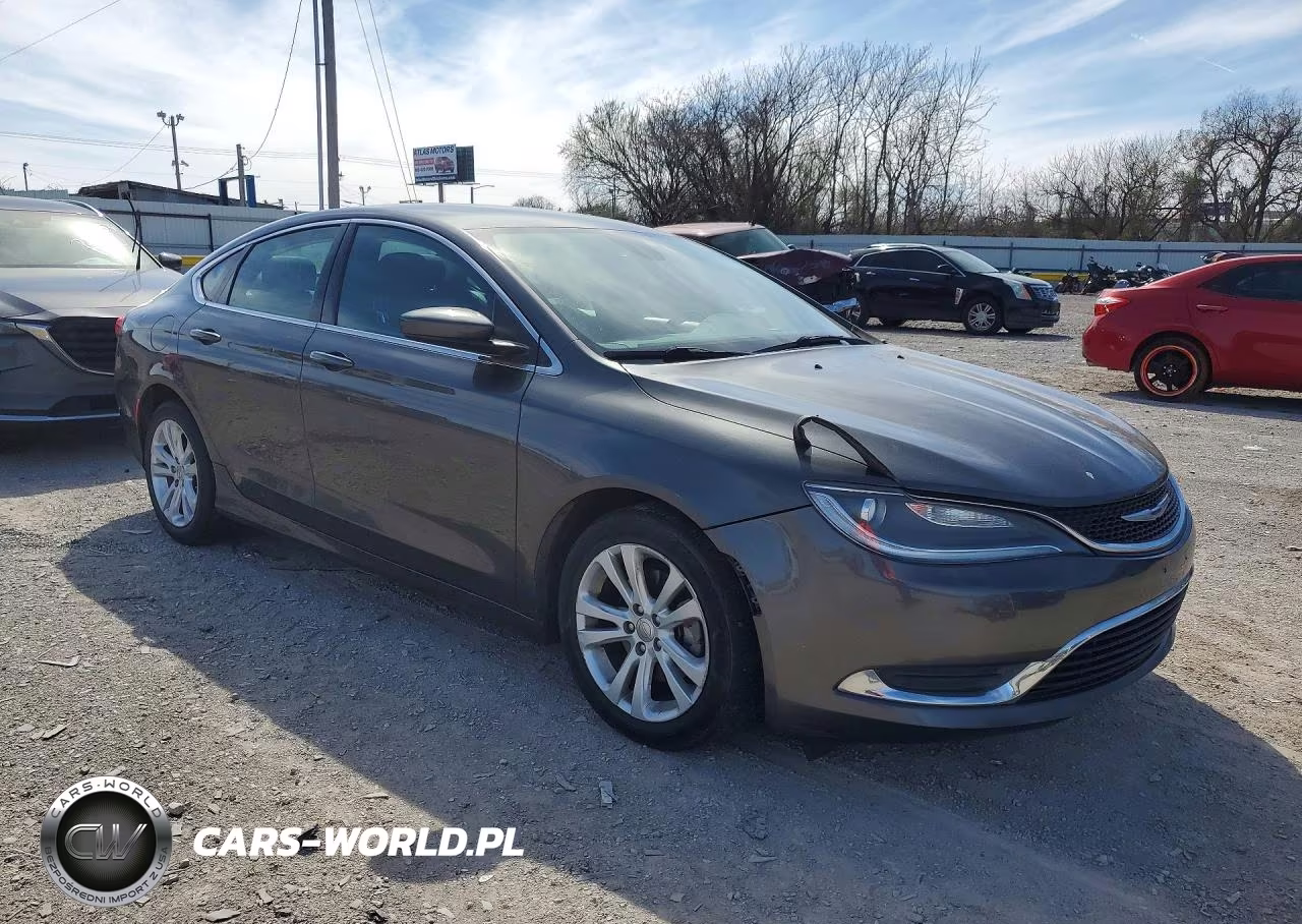 2015 Chrysler 200 Limited VIN:1C3CCCABXFN592402 - 4