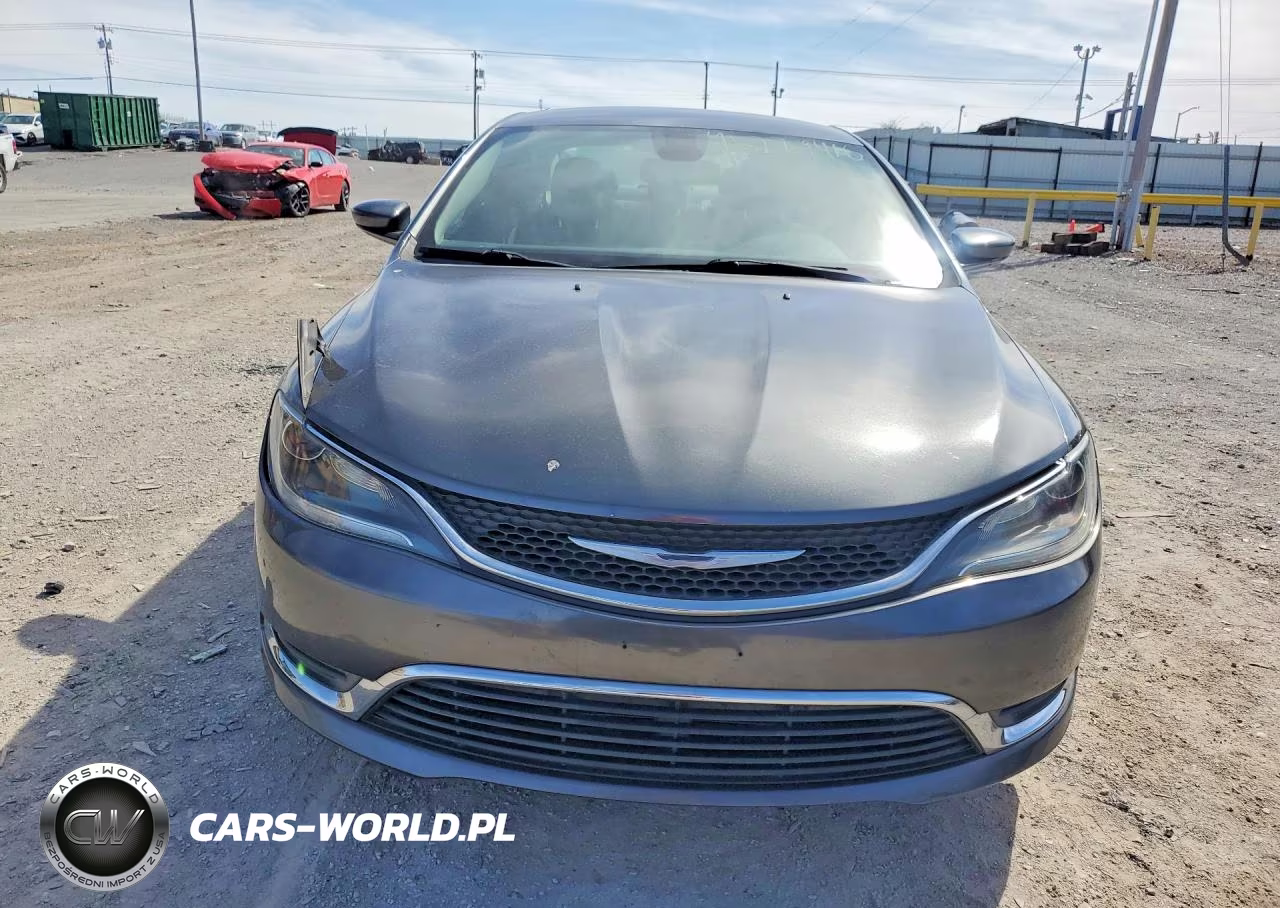 2015 Chrysler 200 Limited VIN:1C3CCCABXFN592402 - 5