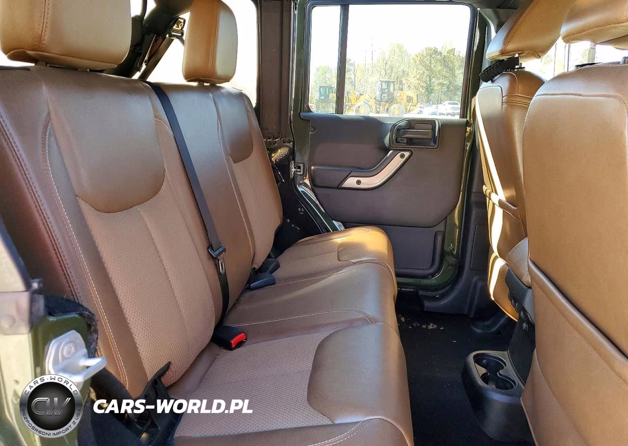 2016 Jeep Wrangler Unlimited Sahara VIN:1C4BJWEG8GL253008 - 11