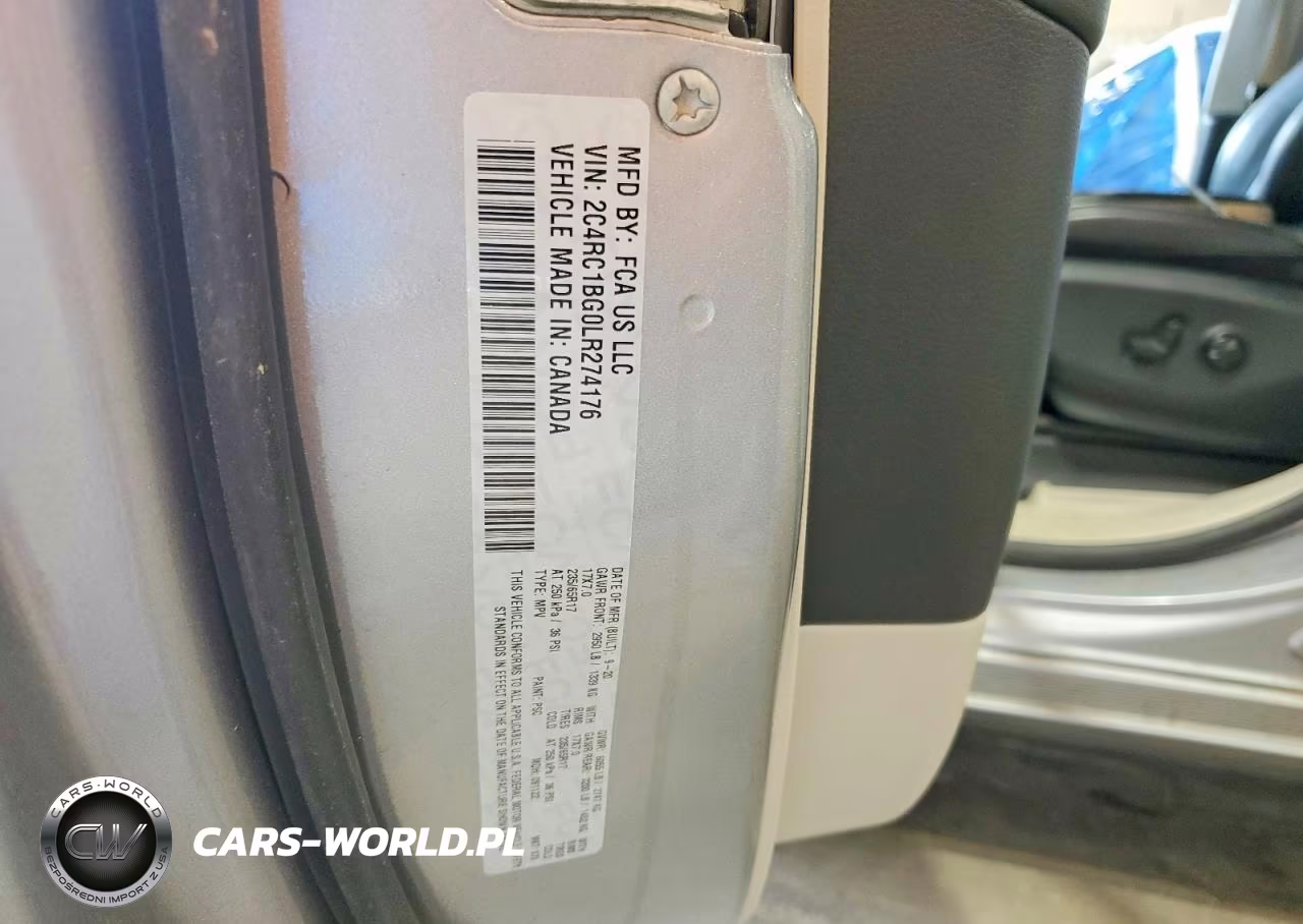 2020 Chrysler Pacifica Touring L VIN:2C4RC1BG0LR274176 - 14