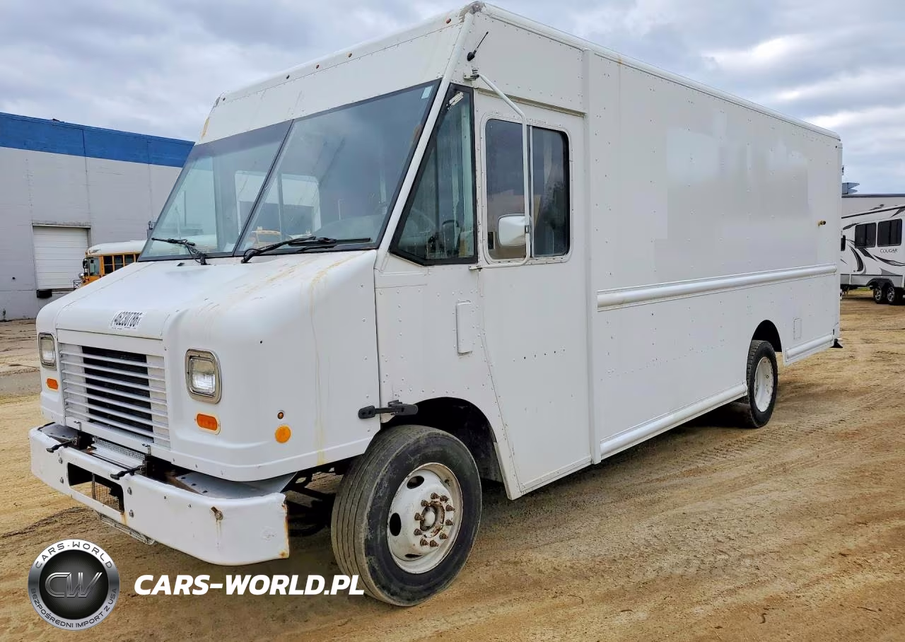 2017 Ford F59 Delivery Truck