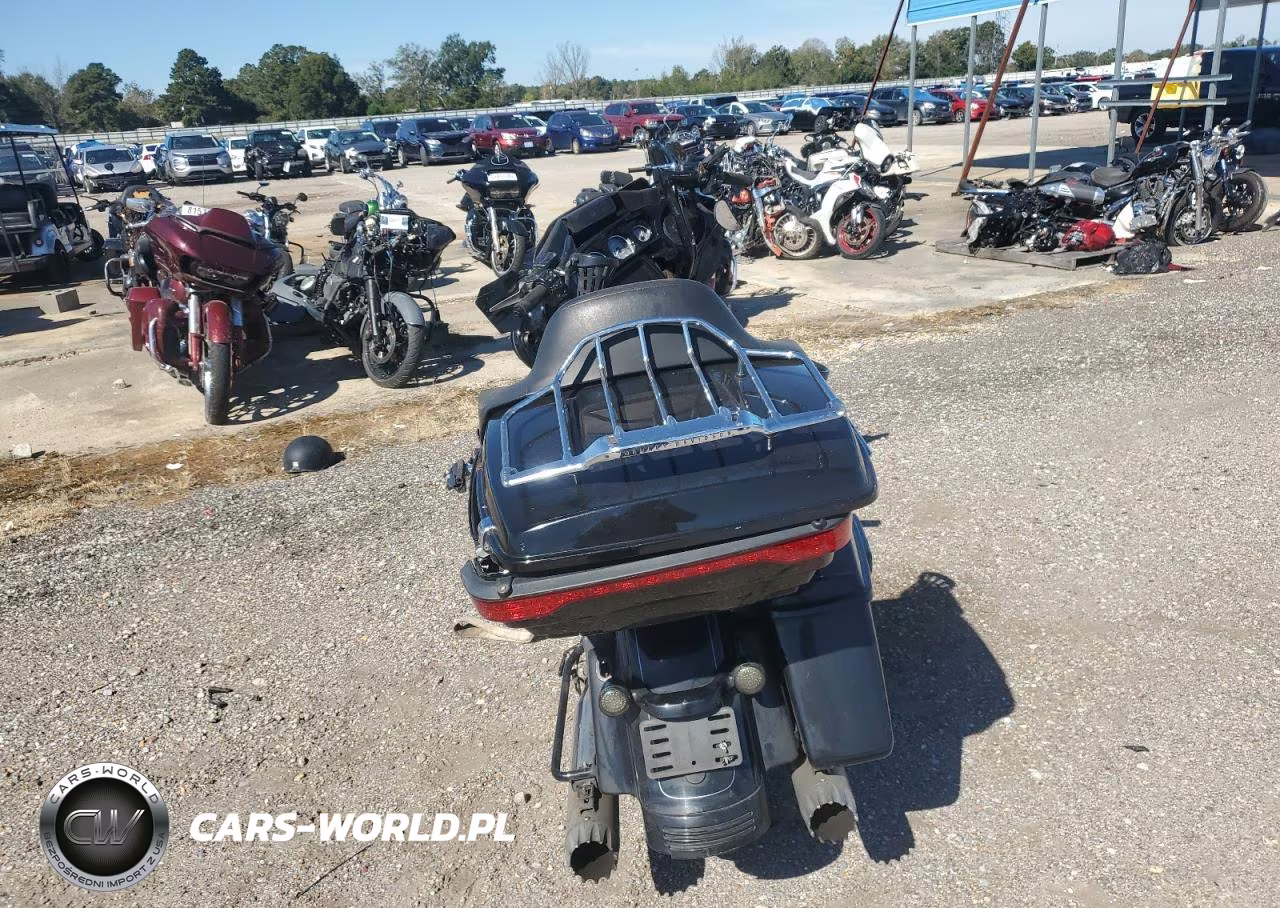 2015 Harley-Davidson Flhxs Street Glide Special VIN:1HD1KRM13FB706378 - 4