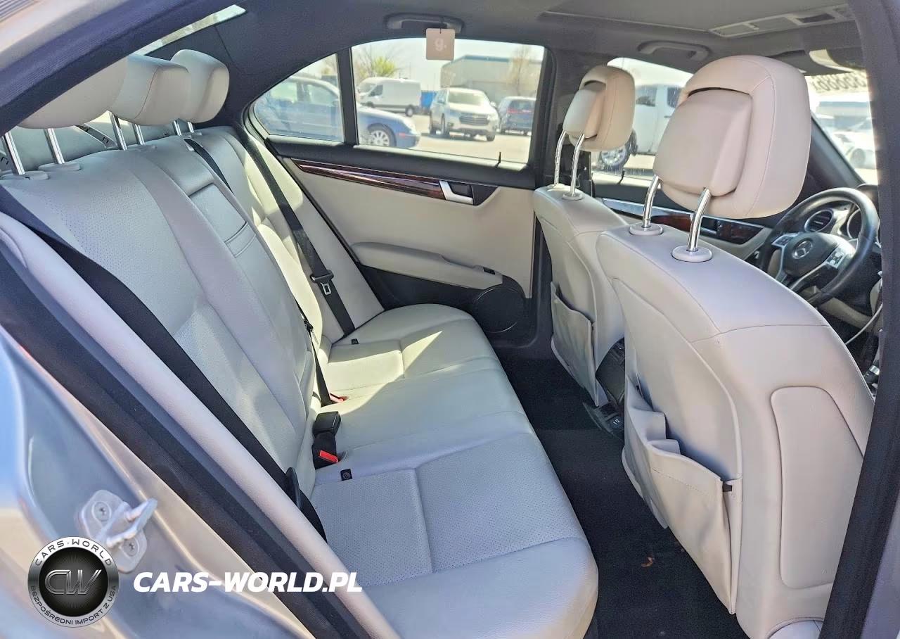 2013 Mercedes-Benz C 250 VIN:WDDGF4HBXDR264389 - 10