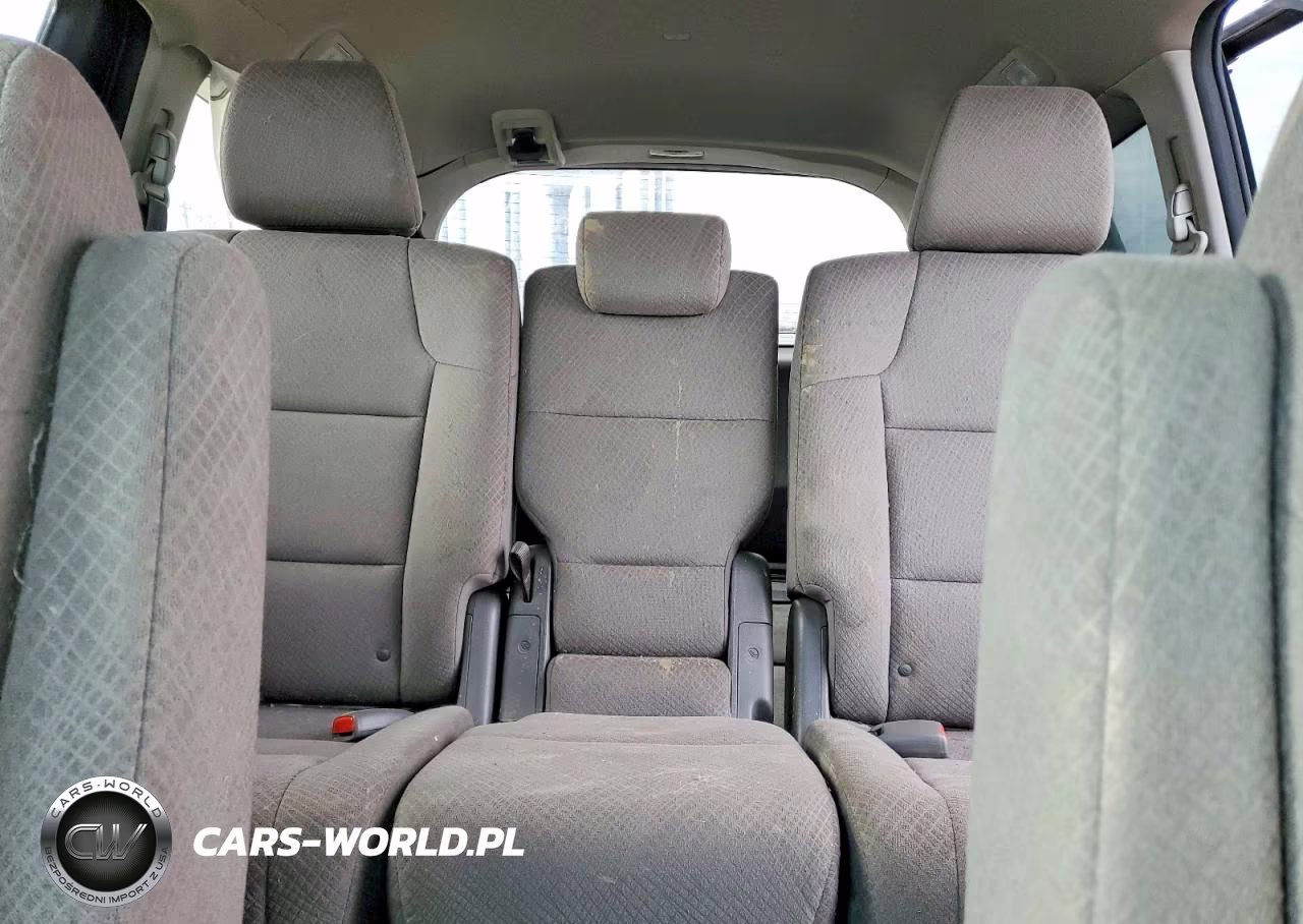 2016 Honda Odyssey VIN:5FNRL5H31GB162130 - 10