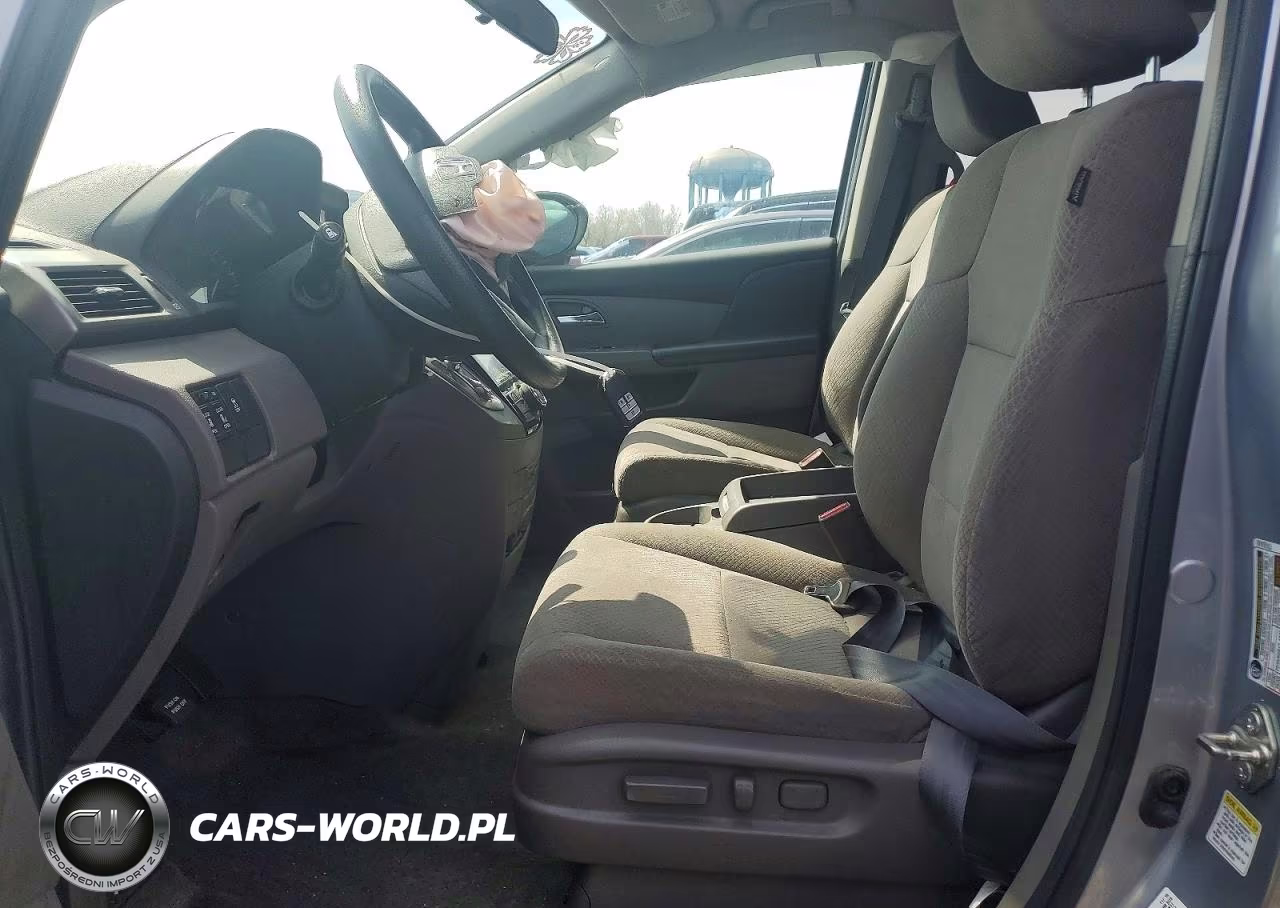 2016 Honda Odyssey VIN:5FNRL5H31GB162130 - 7