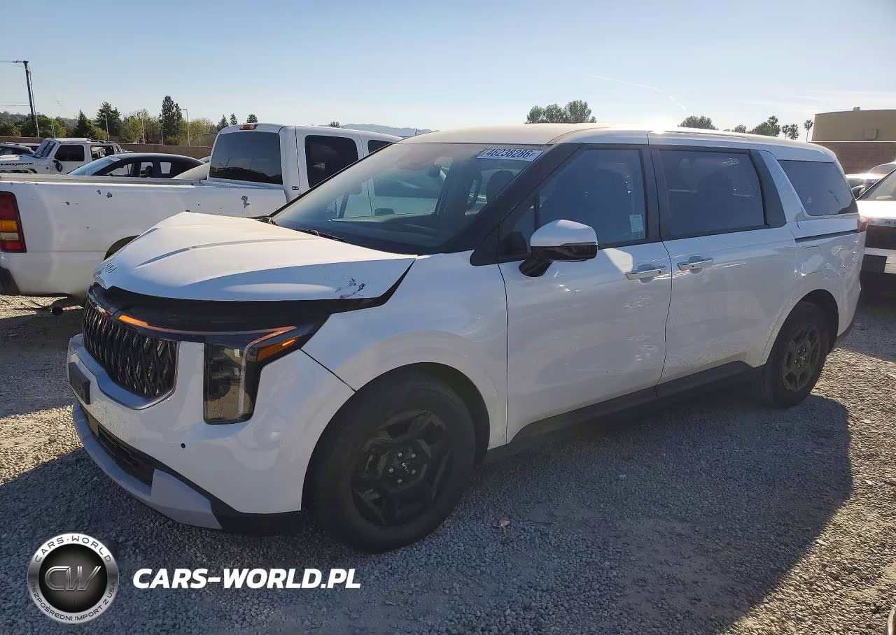 2025 Kia Carnival Lxs