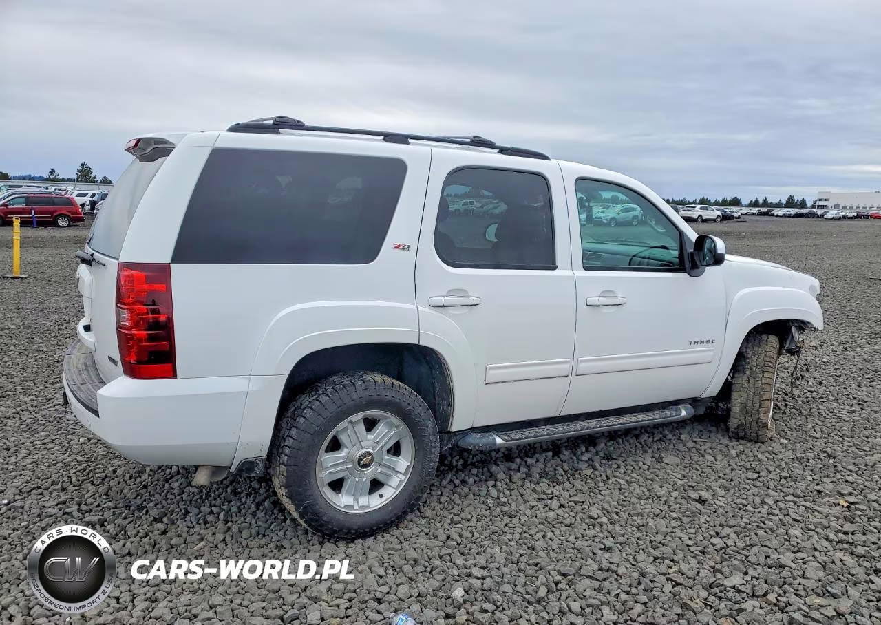 2012 Chevrolet Tahoe K1500 Lt VIN:1GNSKBE09CR102363 - 3