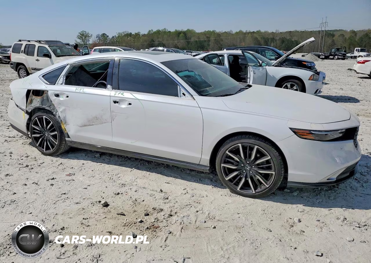 2024 Honda Accord Touring Hybrid VIN:1HGCY2F81RA012844 - 4