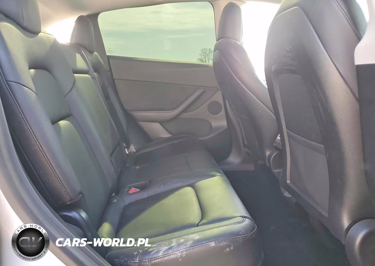 2021 Tesla Model Y VIN:5YJYGDEE6MF076954 - 11