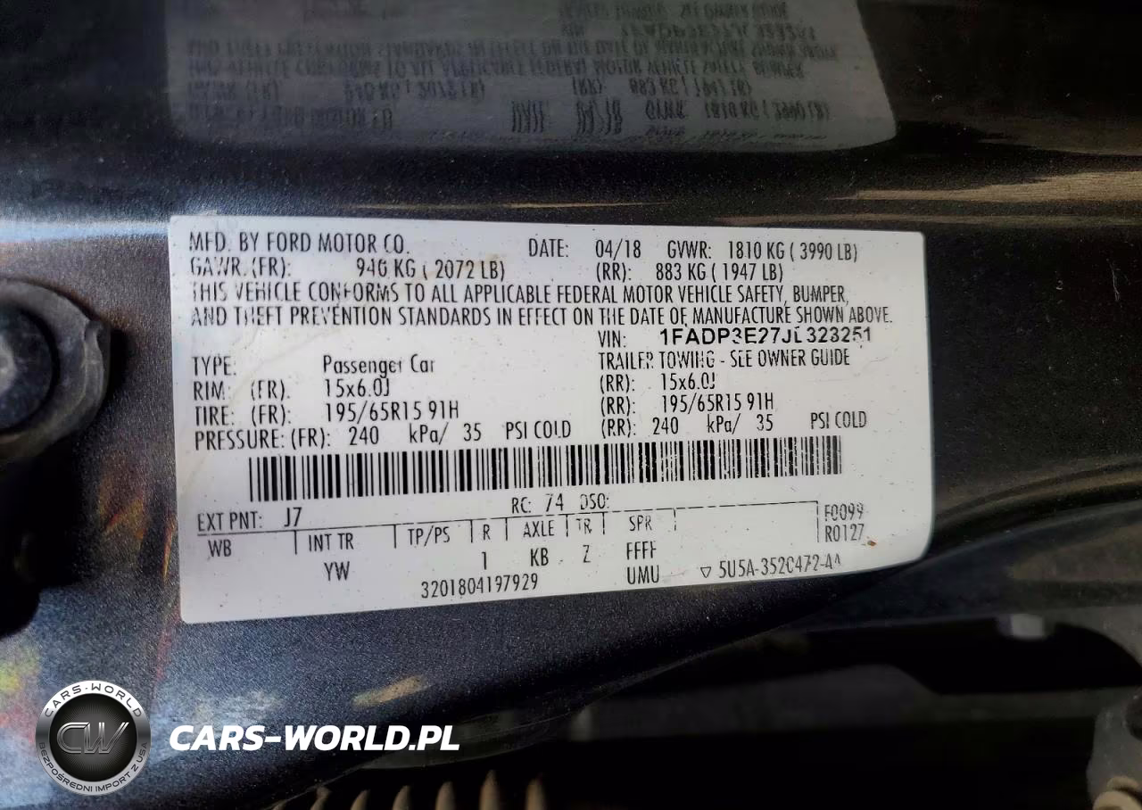 2018 Ford Focus S VIN:1FADP3E27JL323251 - 12