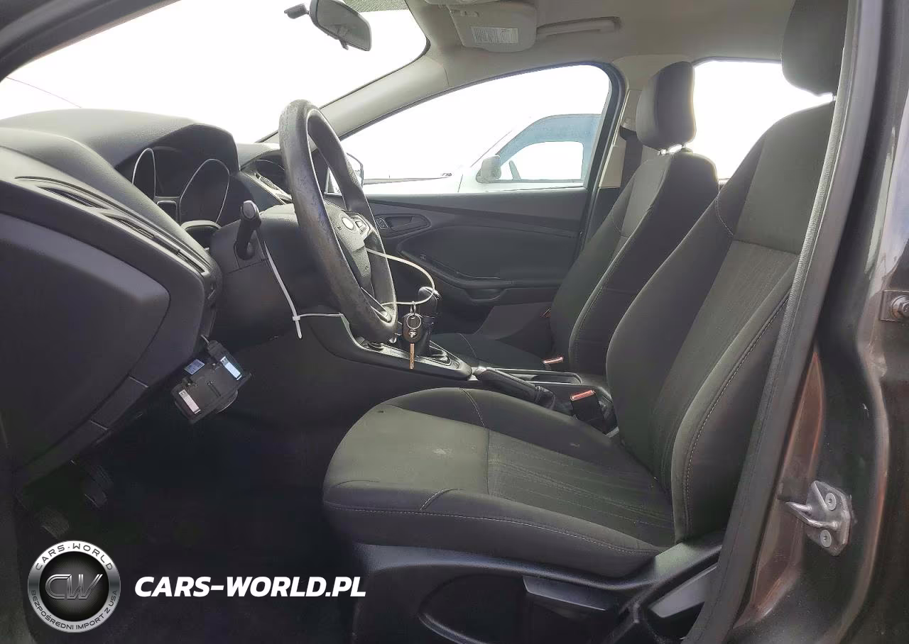 2018 Ford Focus S VIN:1FADP3E27JL323251 - 7