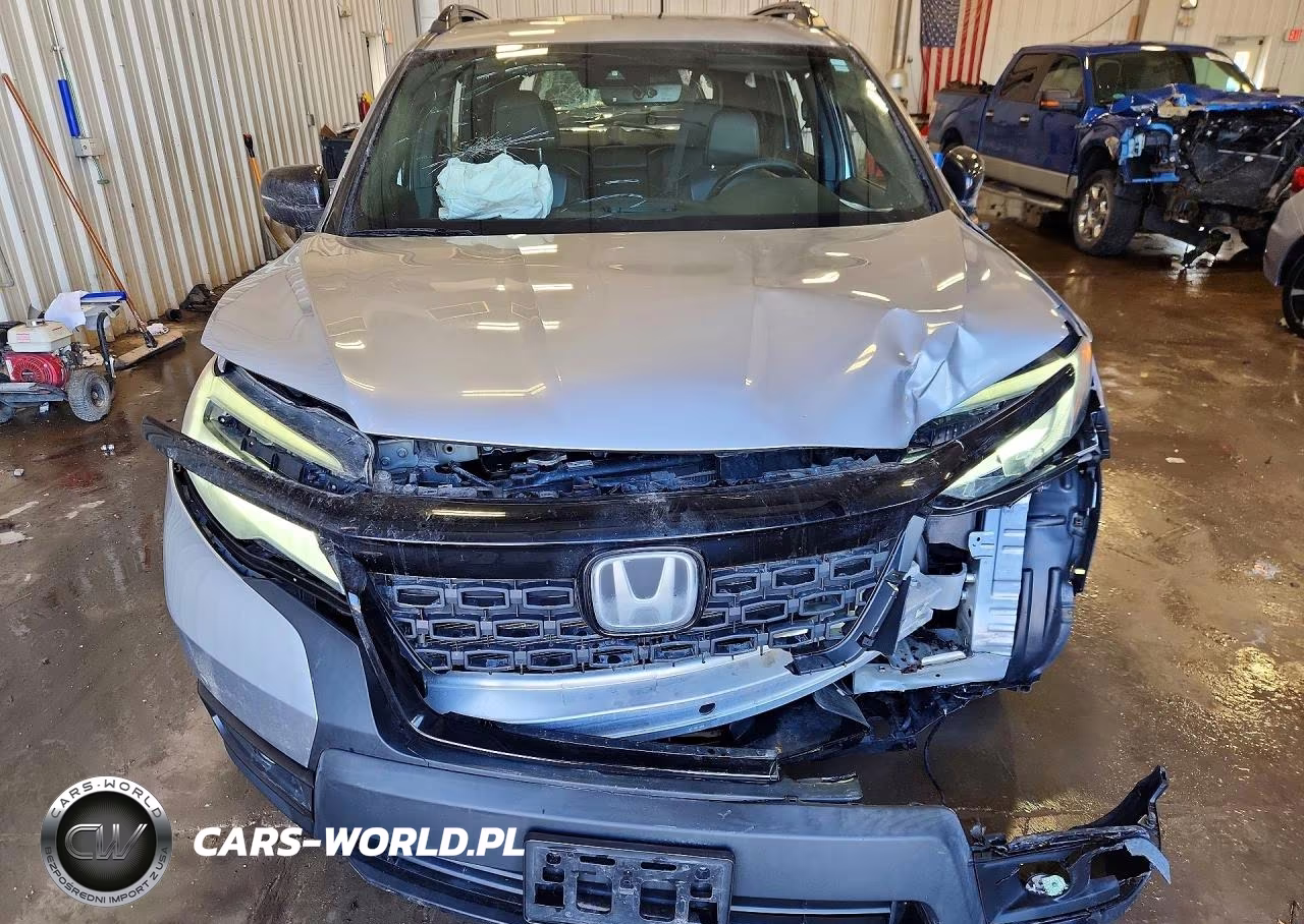 2019 Honda Passport Touring VIN:5FNYF7H90KB002283 - 5