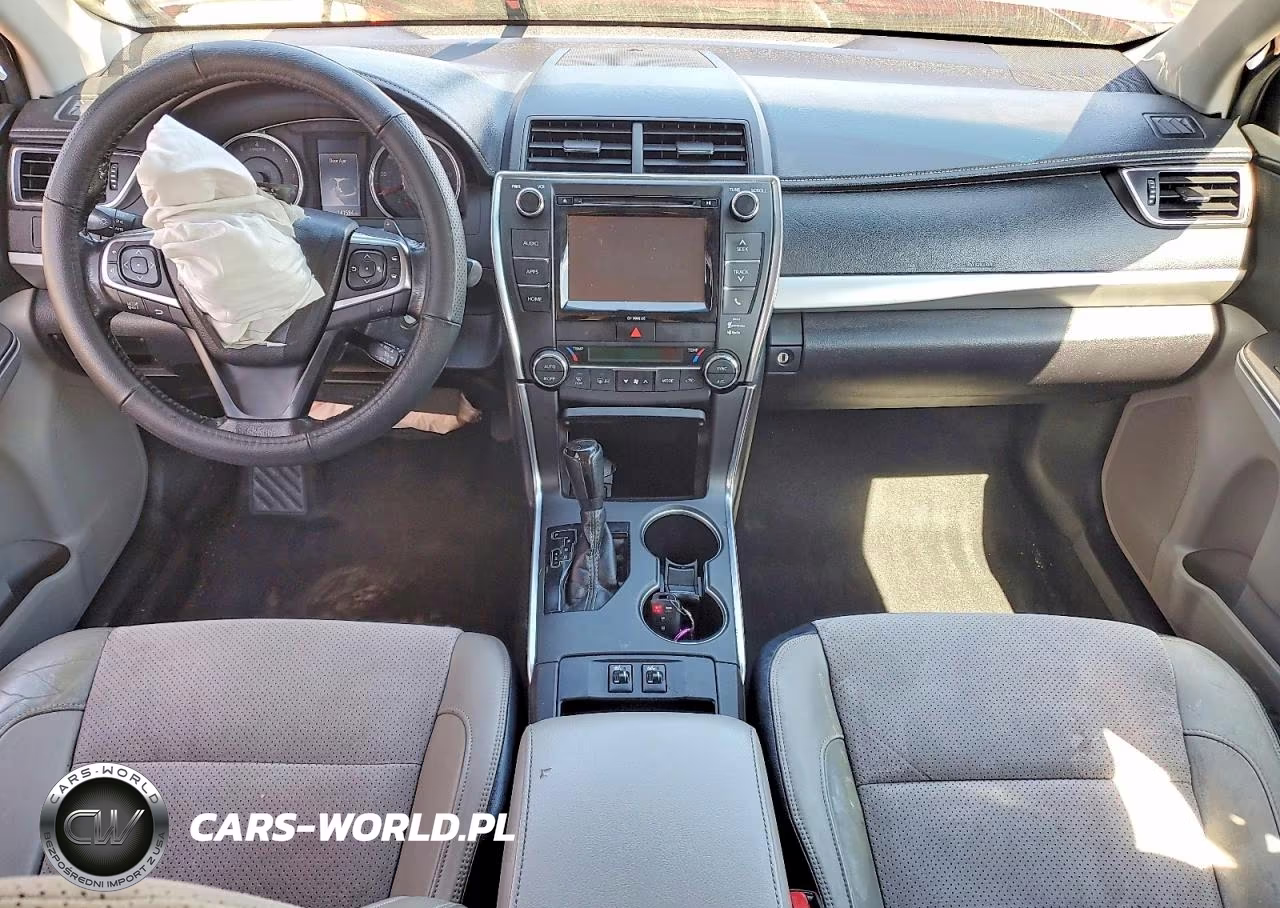 2016 Toyota Camry Xse VIN:4T1BF1FK2GU578797 - 8