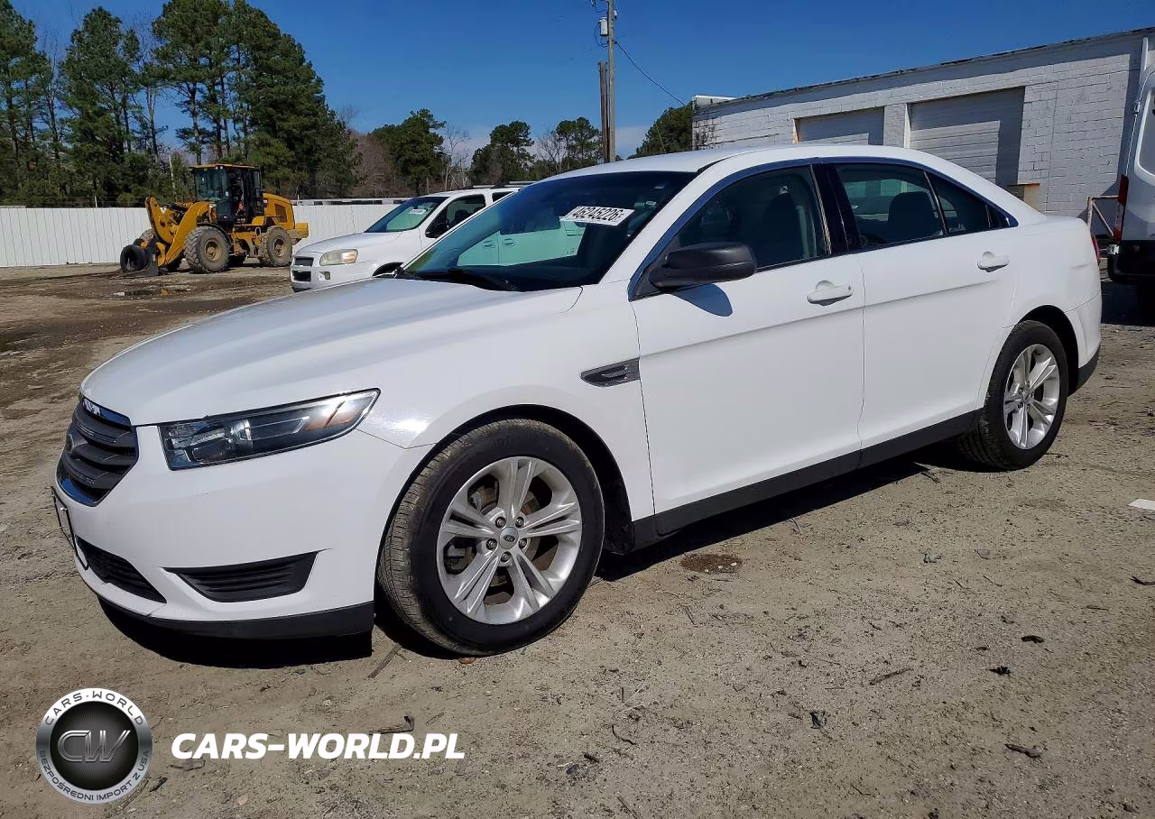 2015 Ford Taurus Se
