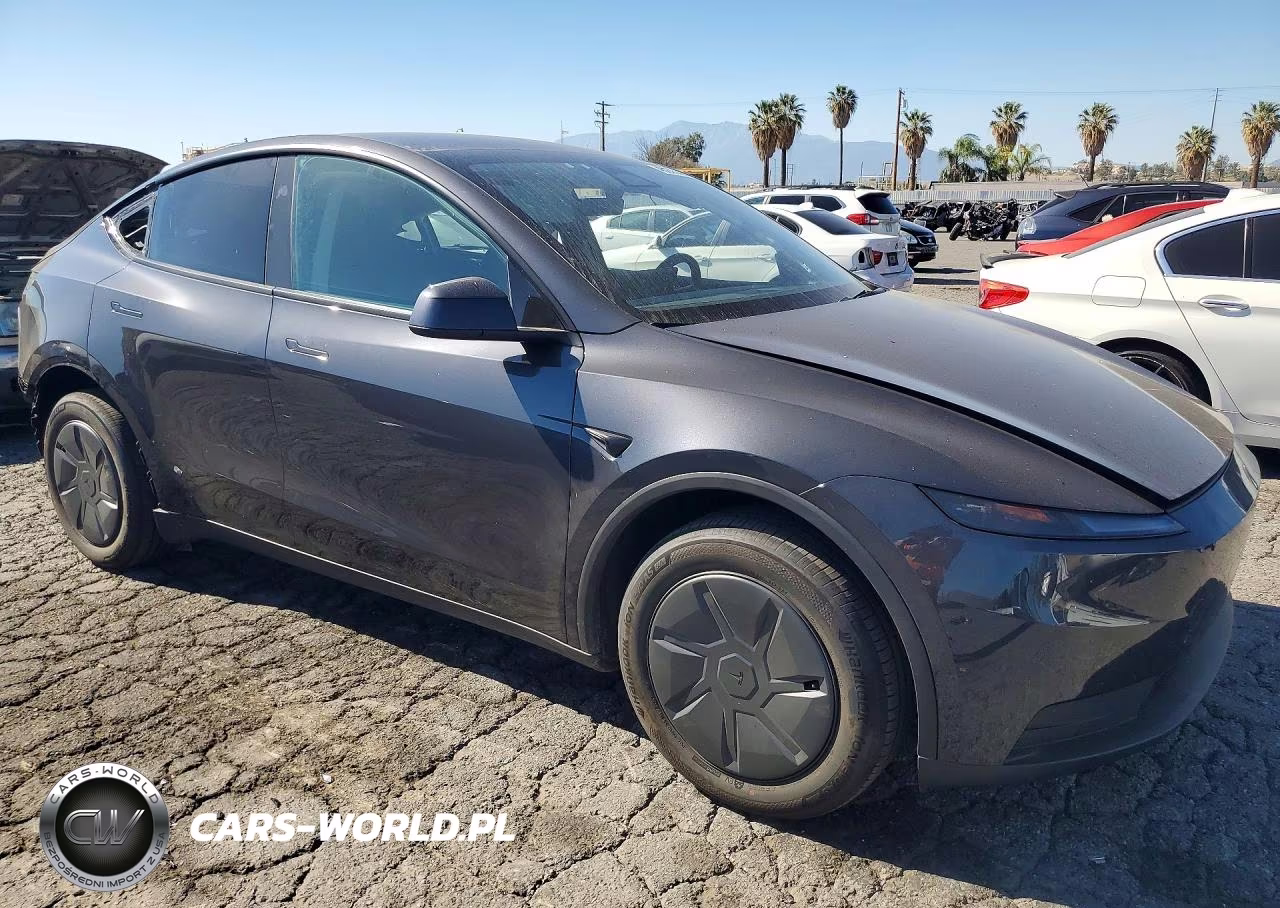 2026 Tesla Model Y VIN:7SAYGDED1TA606026 - 4