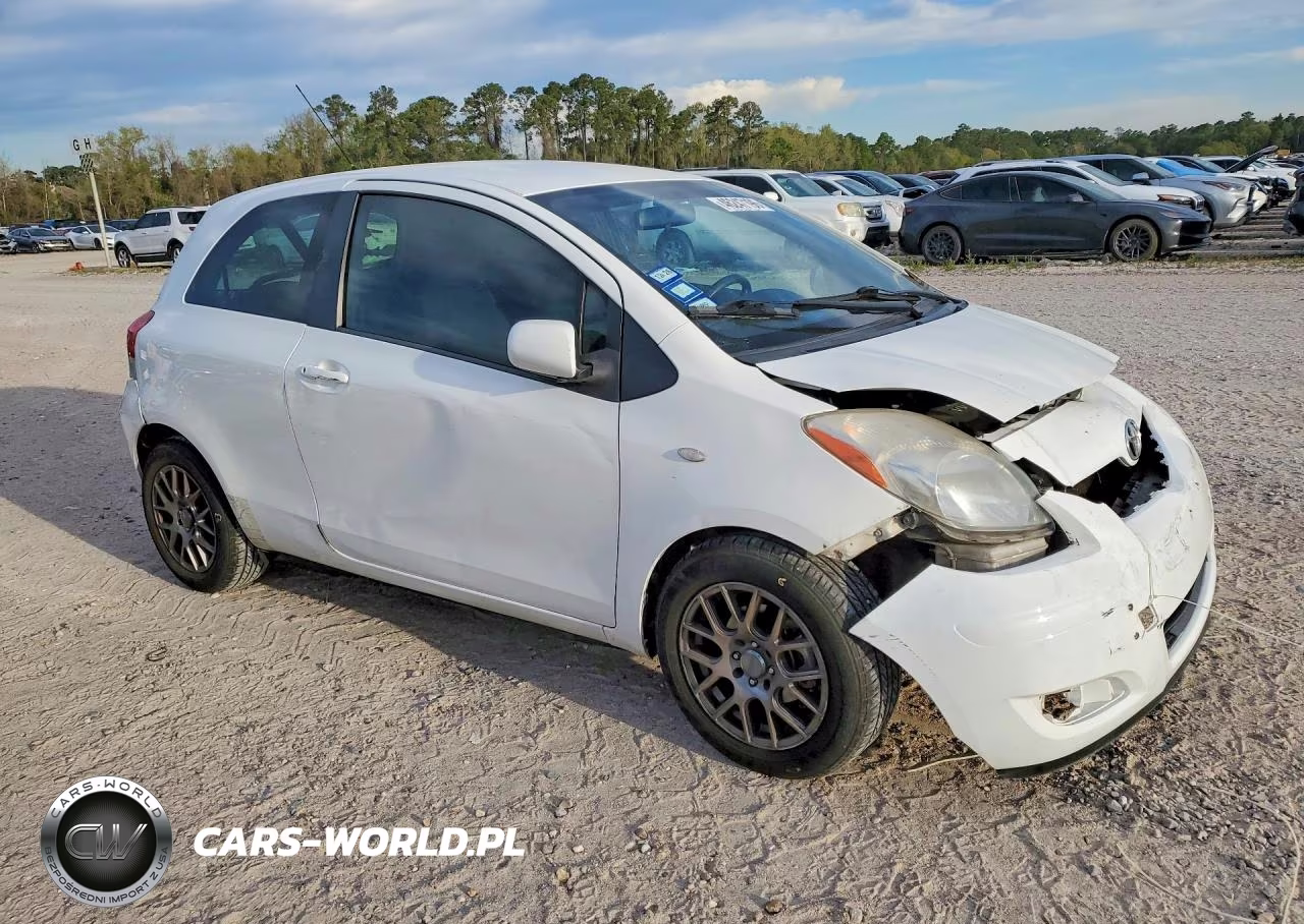2010 Toyota Yaris Base VIN:JTDJT4K3XA5322904 - 4