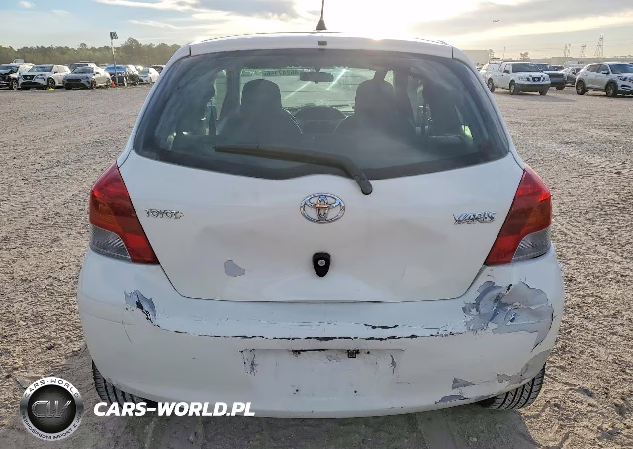 2010 Toyota Yaris Base VIN:JTDJT4K3XA5322904 - 6