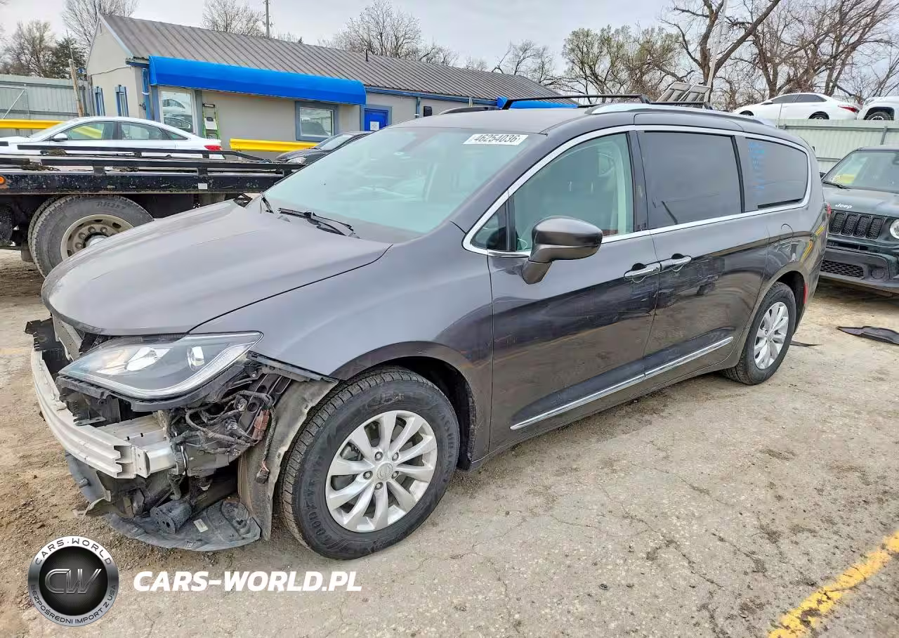 2019 Chrysler Pacifica Touring L