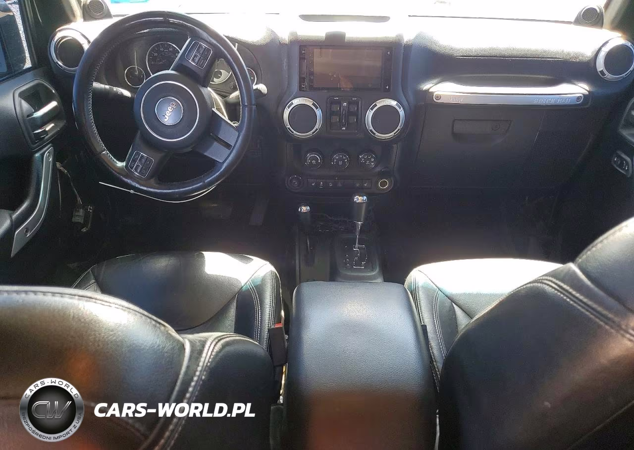 2014 Jeep Wrangler Unlimited Sahara VIN:1C4BJWEG1EL147139 - 8