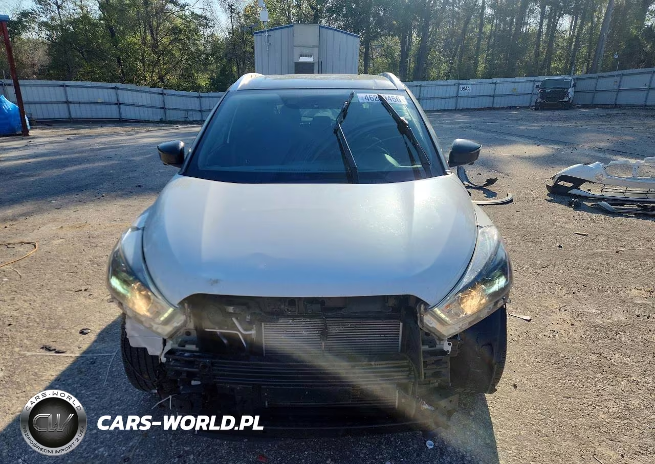 2018 Nissan Kicks Sr VIN:3N1CP5CU5JL504040 - 5