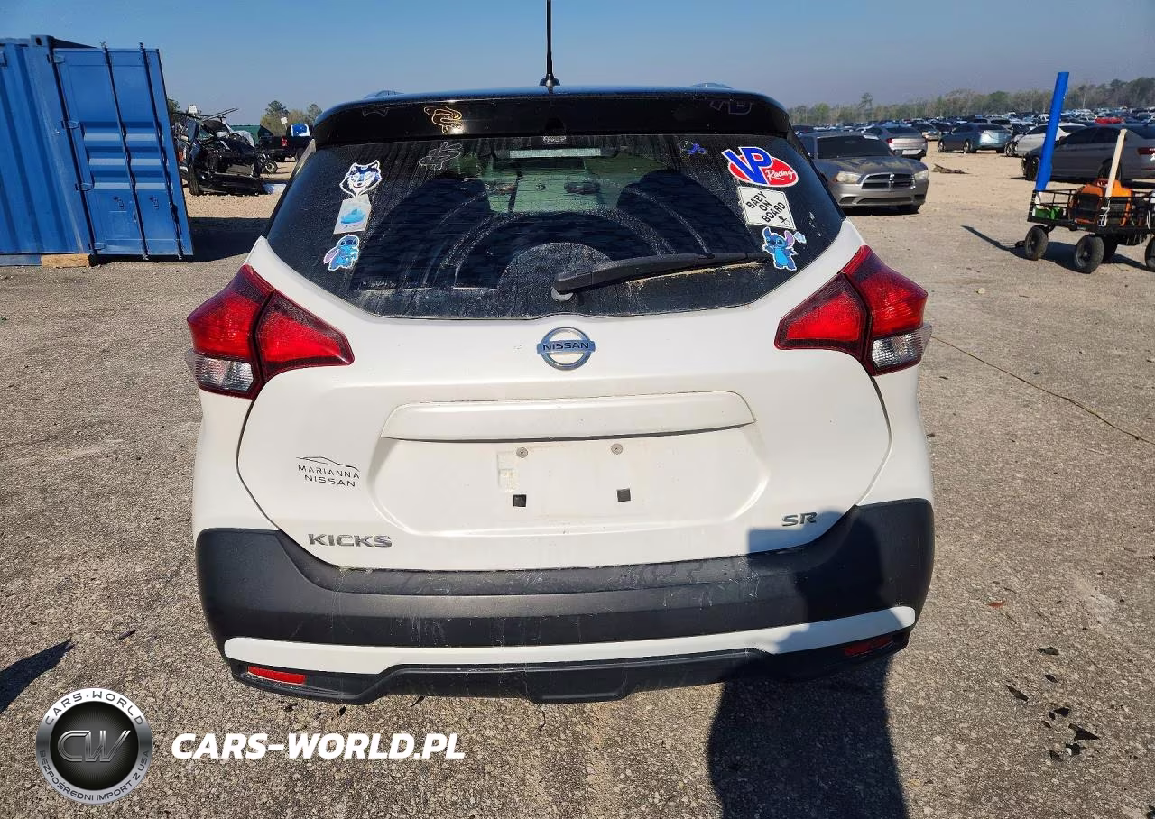 2018 Nissan Kicks Sr VIN:3N1CP5CU5JL504040 - 6